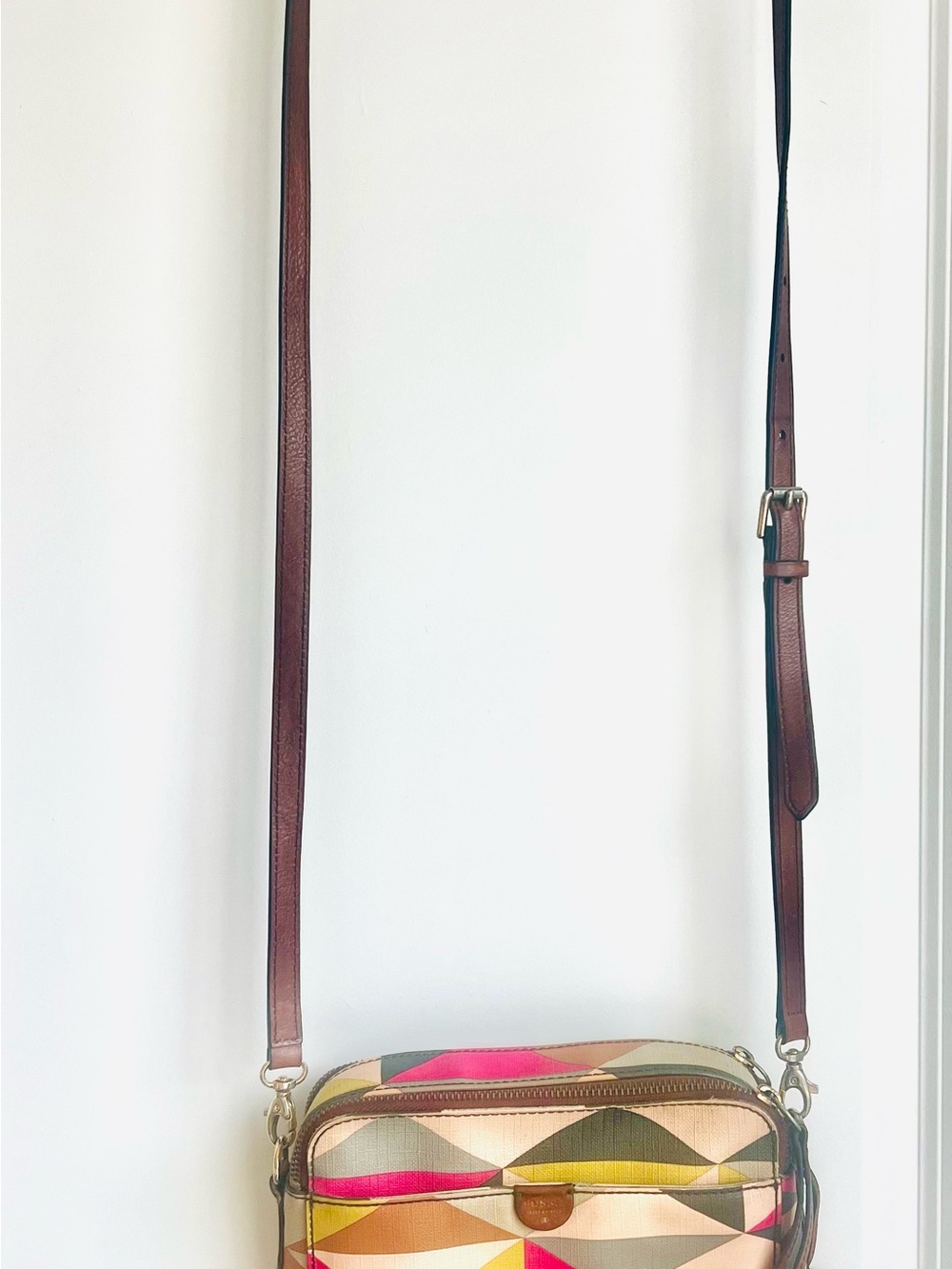Fossil Sydney Crossbody Bag-in Excellent condition w/original Fossil key charm